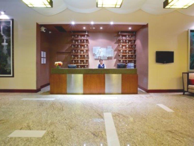 Holiday Inn Express Quito, An Ihg Hotel Ngoại thất bức ảnh